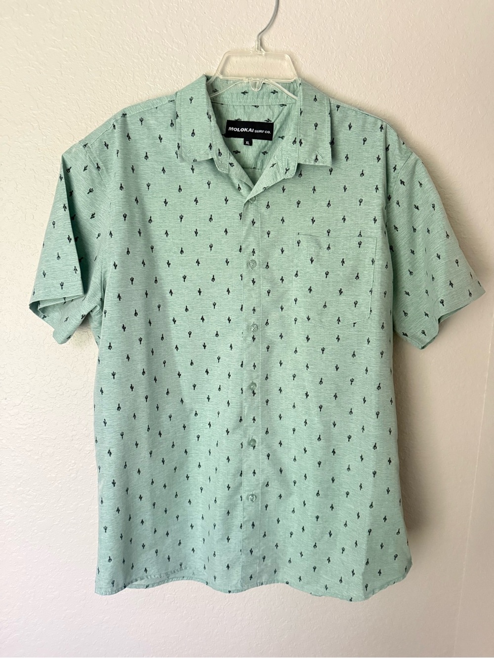 Molokai Surf button up short sleeve cactus print summer casual shirt | XL